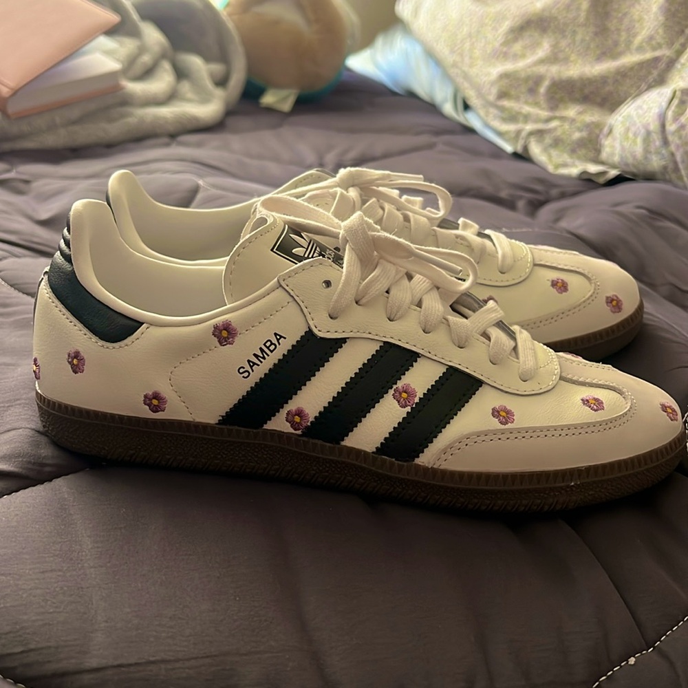 Floral Sambas